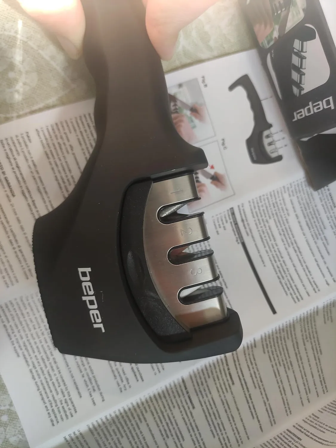 Beper C107UTT001 affilacoltelli manuale 3 livelli nero