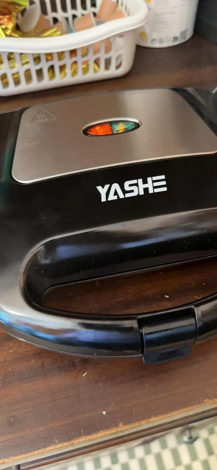 Yashe Piastra Waffle 4 Fette Medium 1200W Antiaderente