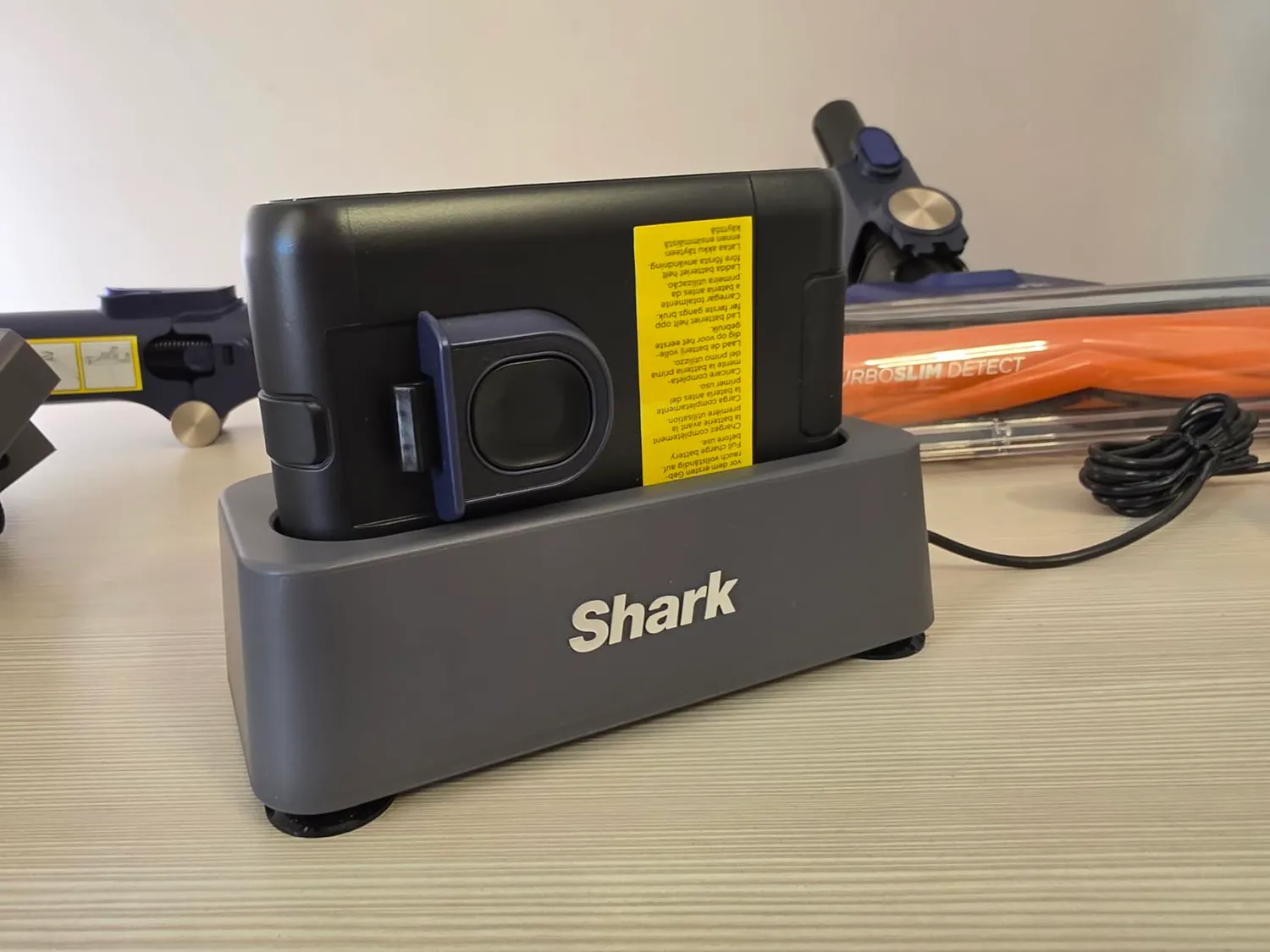 Shark PowerDetect Speed scopa senza filo salvia 60 min