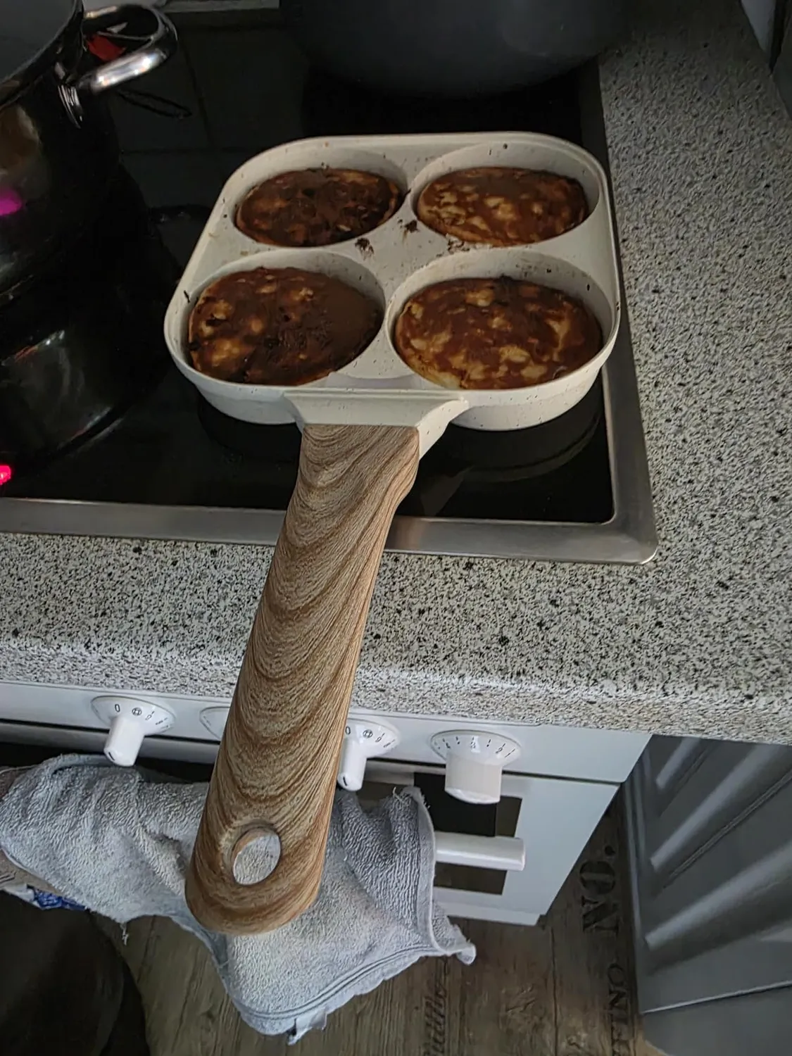 Yashe padella pancake 4 fori senza PTFE per induzione
