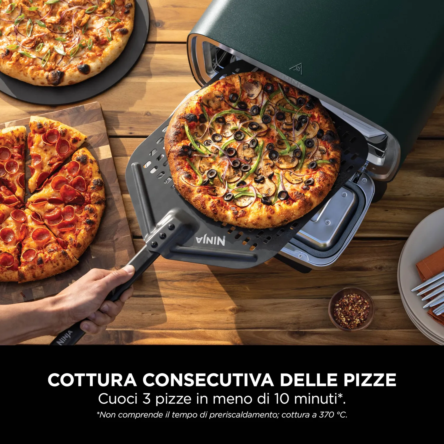 Ninja Artisan forno pizza da esterno verde 30 cm 370°C