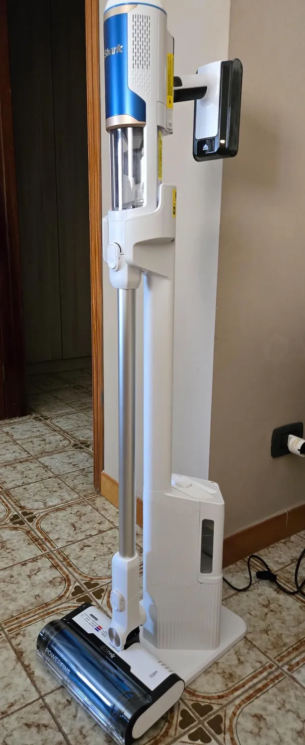 Shark Clean & Empty Aspirapolvere Senza Filo base auto