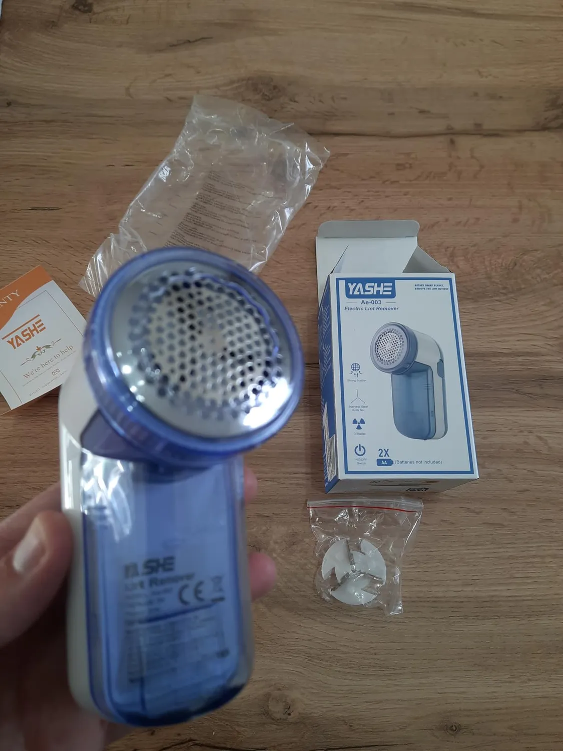 YASHE Leva Pelucchi Elettronico a Batteria con 2 Lame