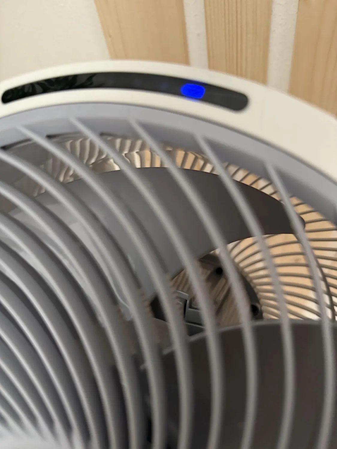 Shark FlexBreeze ventilatore con nebulizzatore bianco