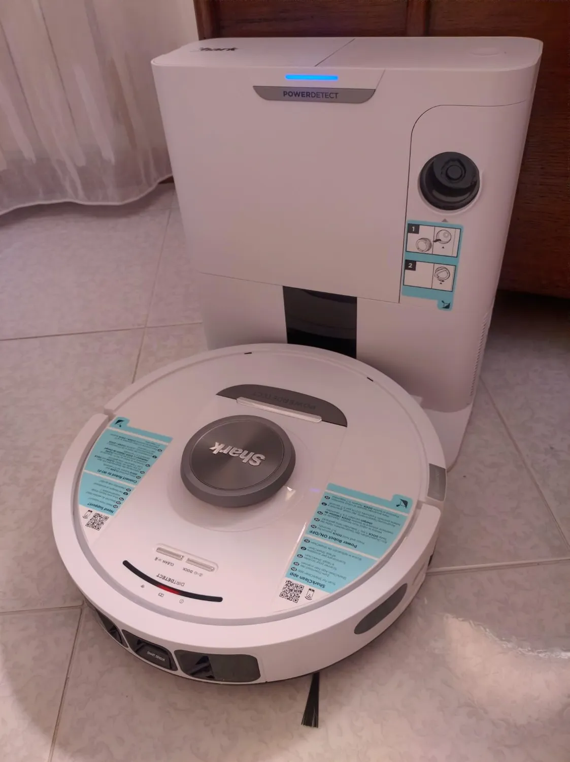 Shark PowerDetect robot aspirapolvere nero autosvuotante 60 giorni
