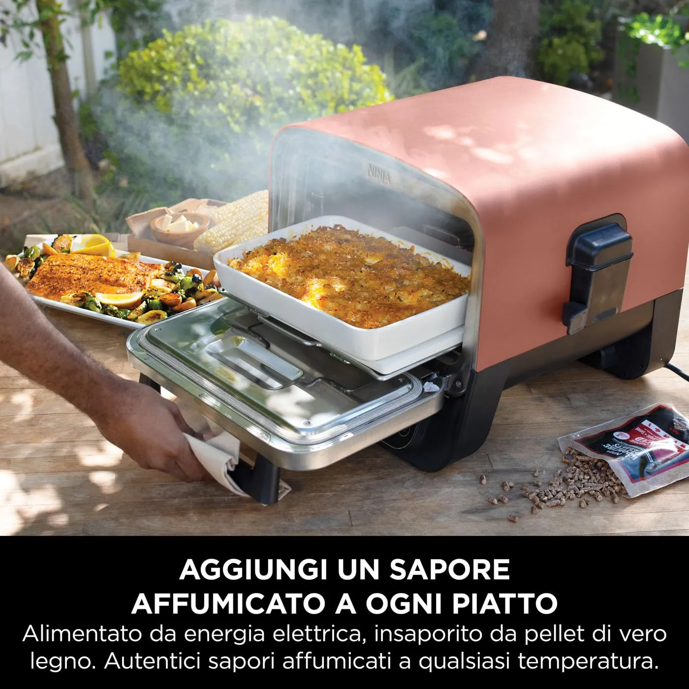 Ninja Woodfire OO101EU Forno Pizza Esterno 8-in-1 rosso