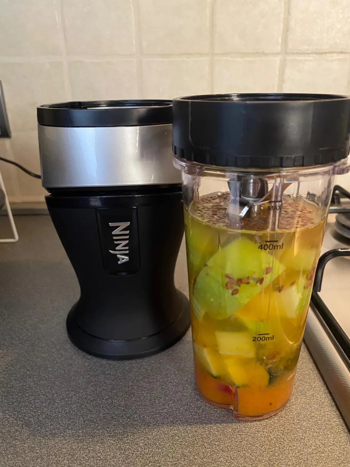 Ninja frullatore smoothie 700W nero 2 tazze 470ml