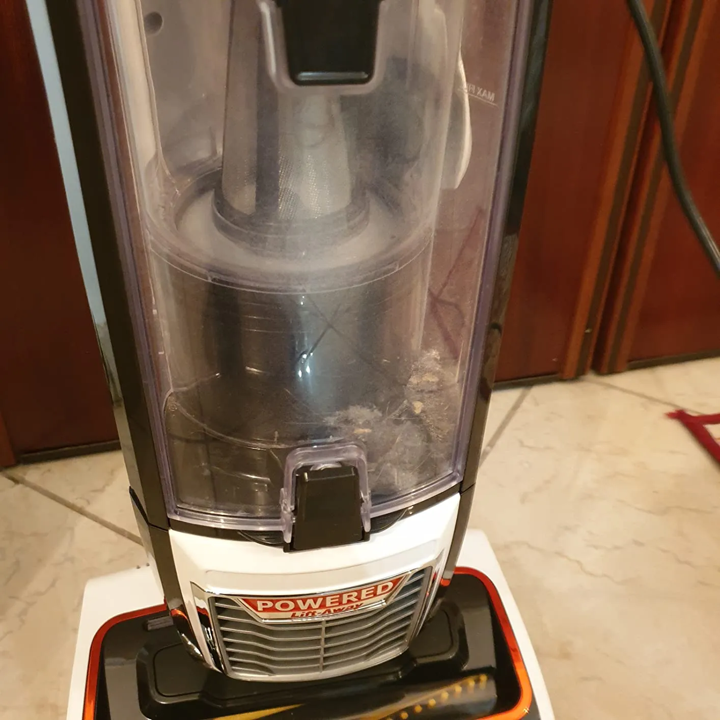 Shark NZ801EU Aspirapolvere con Filo 0,83L