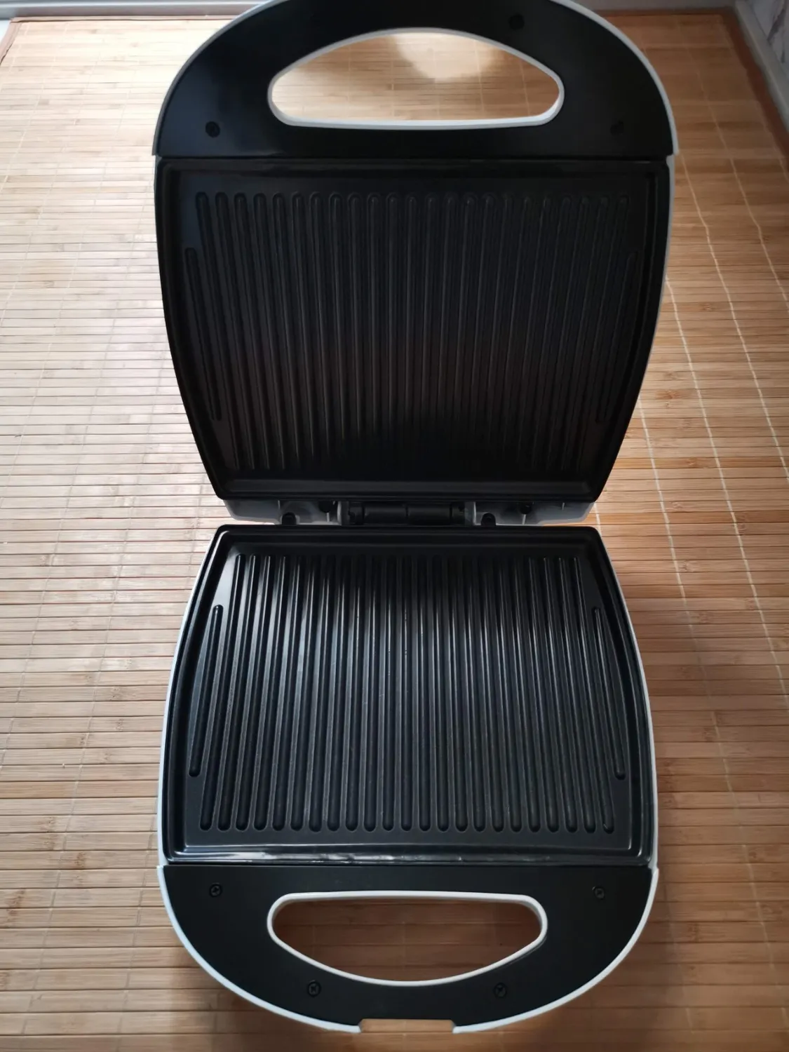 Beper Maxi Toast&Grill tostiera 4 fette 1300W