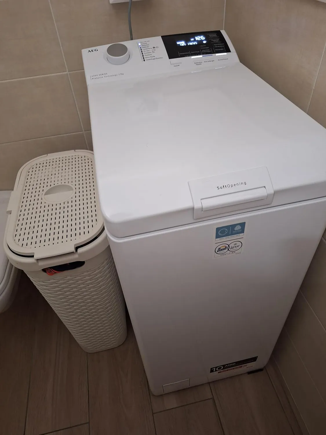 AEG Serie 6000 LTR6G26A lavatrice 6 kg classe A