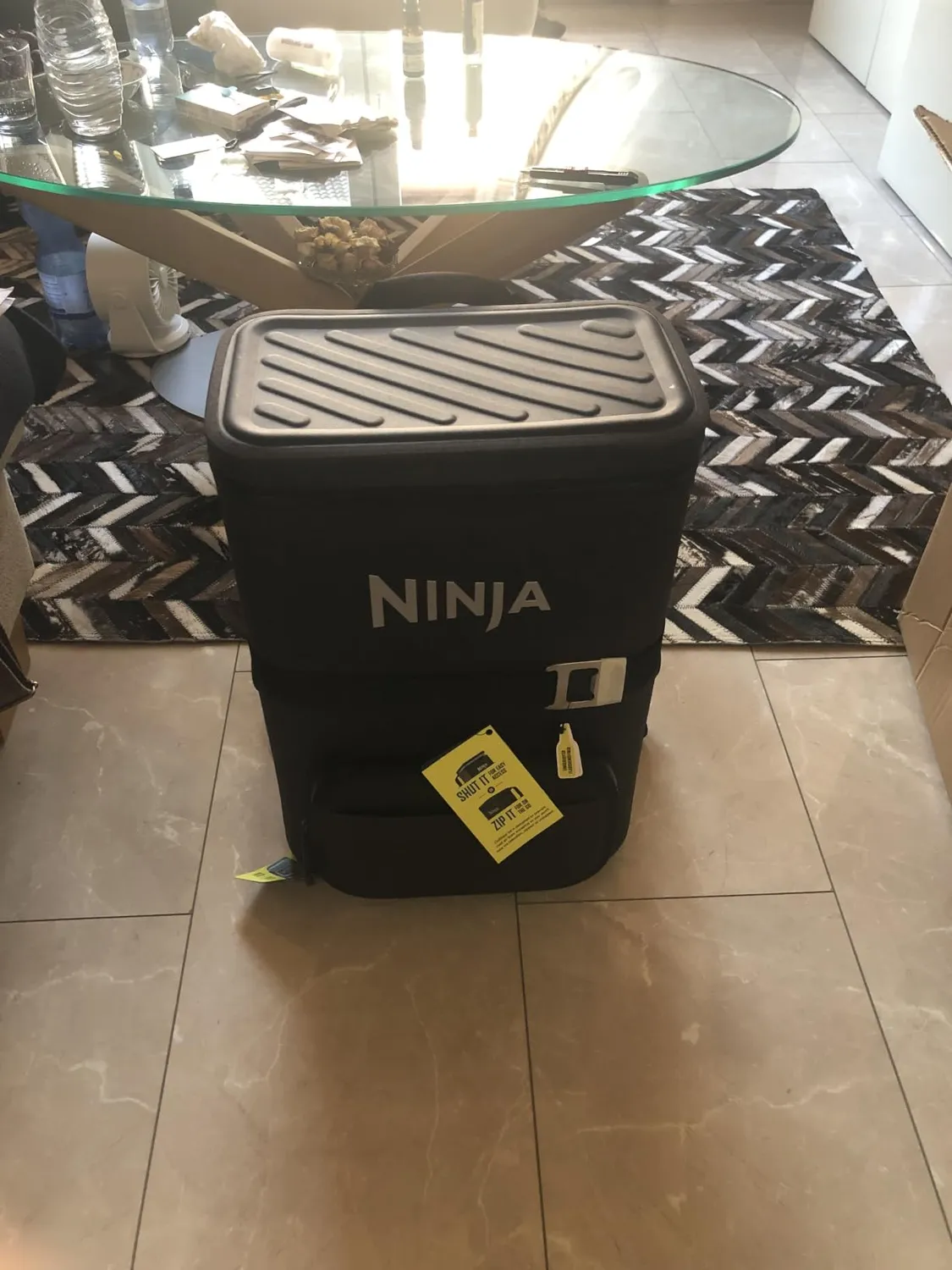 Ninja FrostVault Go Zaino Frigo 17L Grigio 24 Lattine