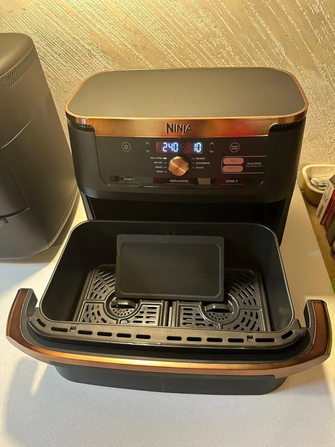Ninja FlexDrawer Friggitrice 10,4L Nero Rame con Pinze