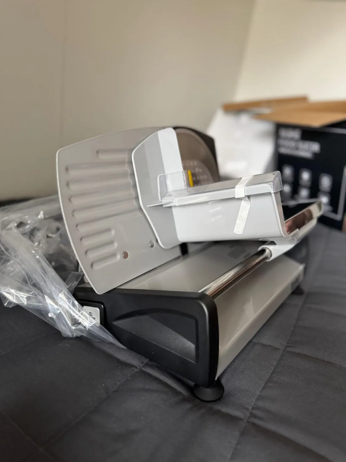 Yashe Affettatrice Elettrica 2 Lame Vassoio 200W 19cm