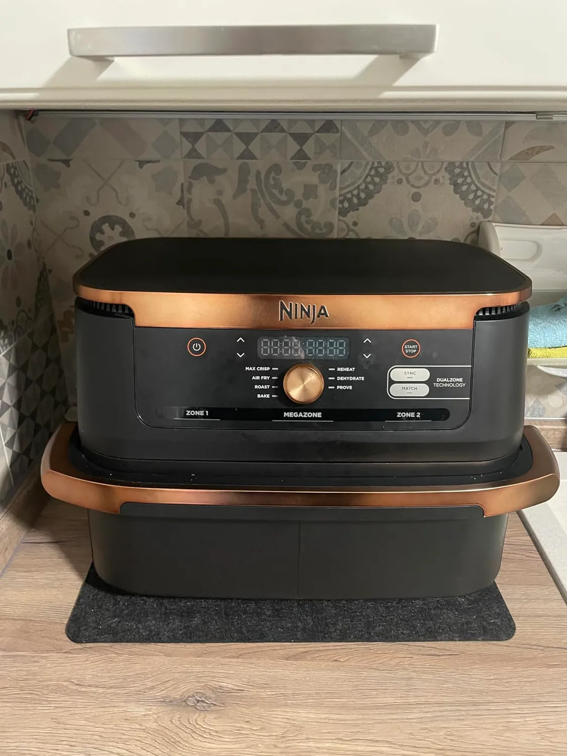 Ninja FlexDrawer Friggitrice 10,4L Nero Rame con Pinze
