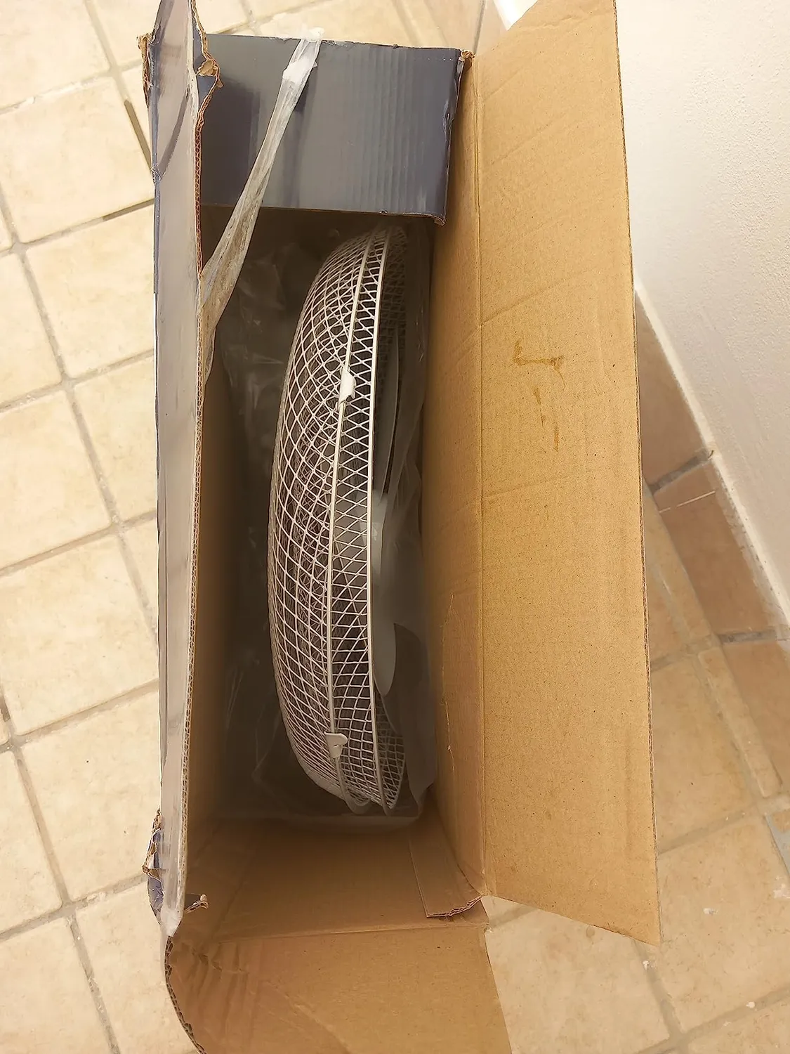 Beper P206VEN600 Ventilatore da Parete con Telecomando 40cm