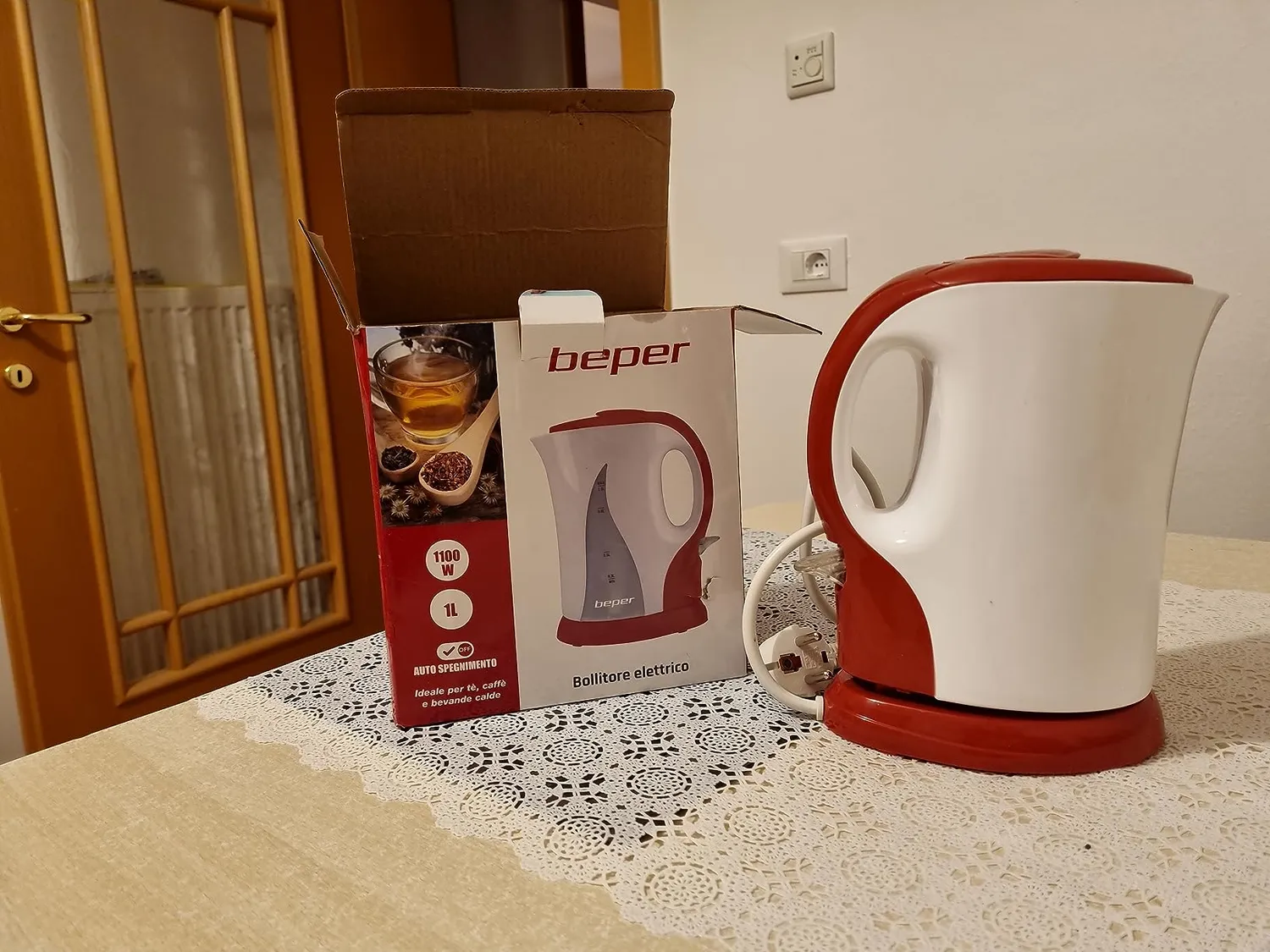 Beper P101BOL100 Bollitore Elettrico 1,7 L Bianco 2200W