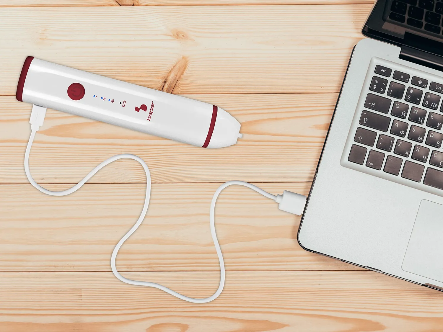 Beper P102SBA008 Montalatte Elettrico USB 3 Velocità Rosso