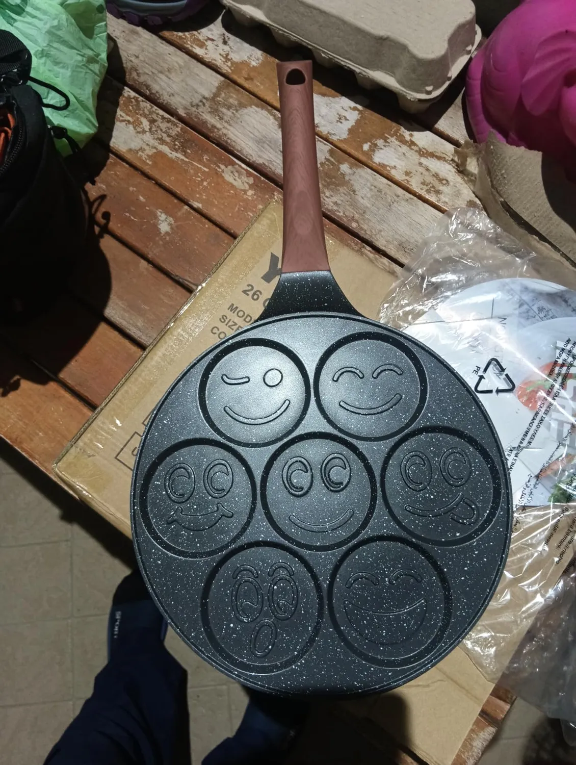 YASHE Smile Padella Pancake 7 Cavità Nero senza PTFE