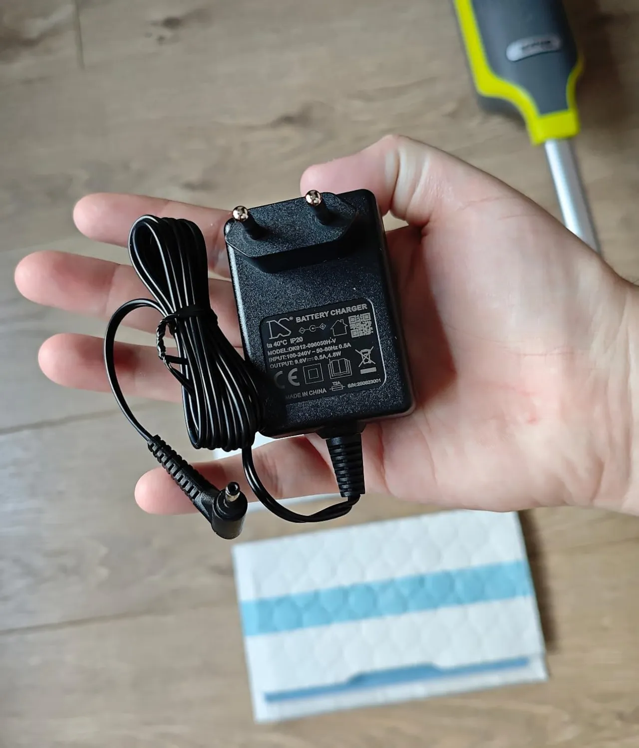 Shark VacMop 2 in 1 Lavapavimenti Senza Filo Leggero
