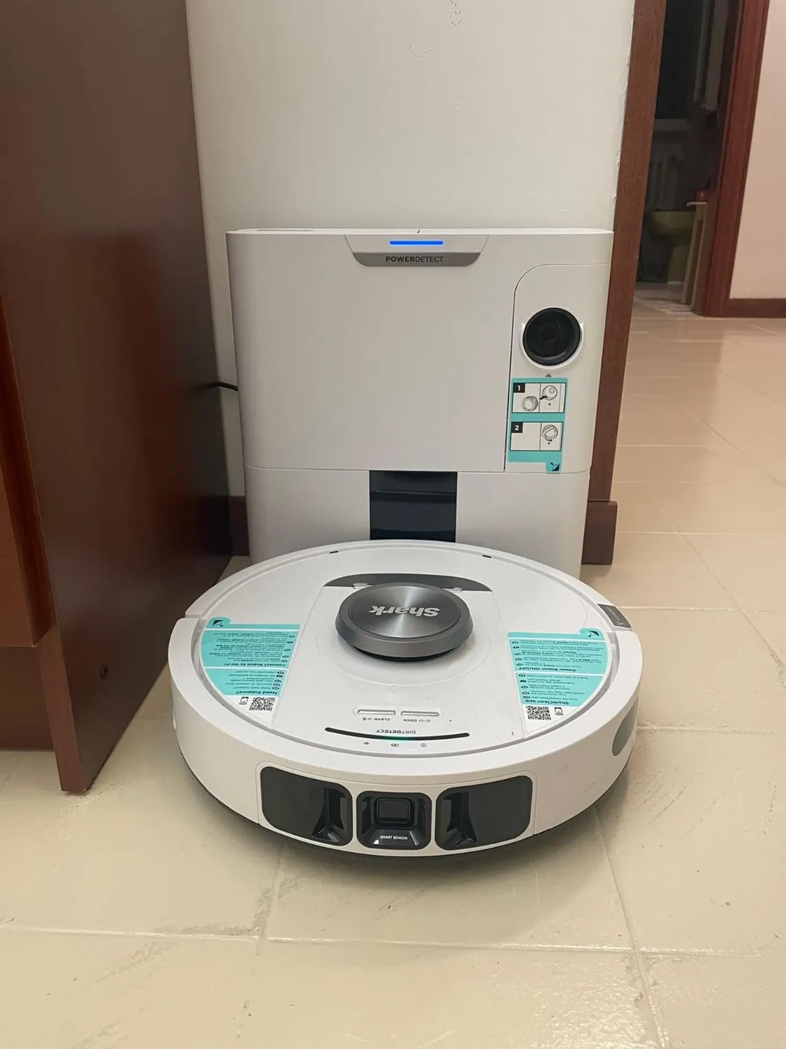 Shark PowerDetect robot aspirapolvere nero autosvuotante 60 giorni