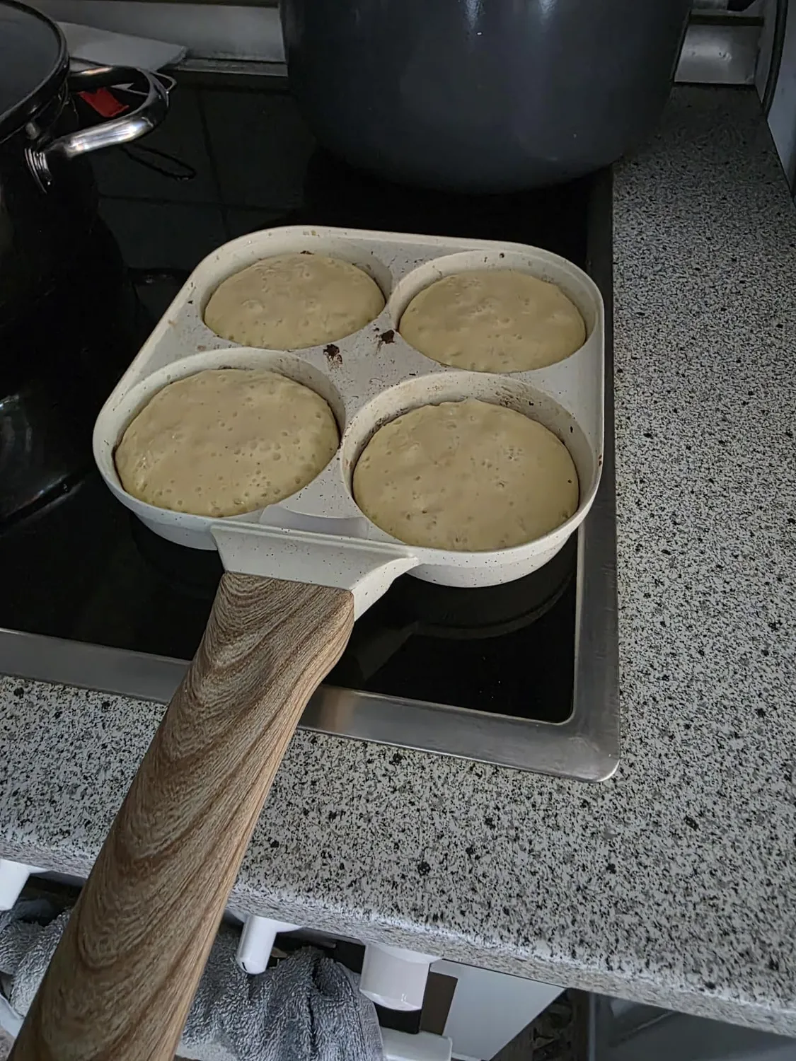 Yashe padella pancake 4 fori senza PTFE per induzione