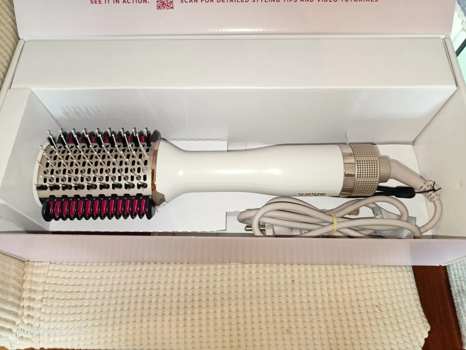 Shark SmoothStyle HT212EU Spazzola ad Aria Calda Bianca