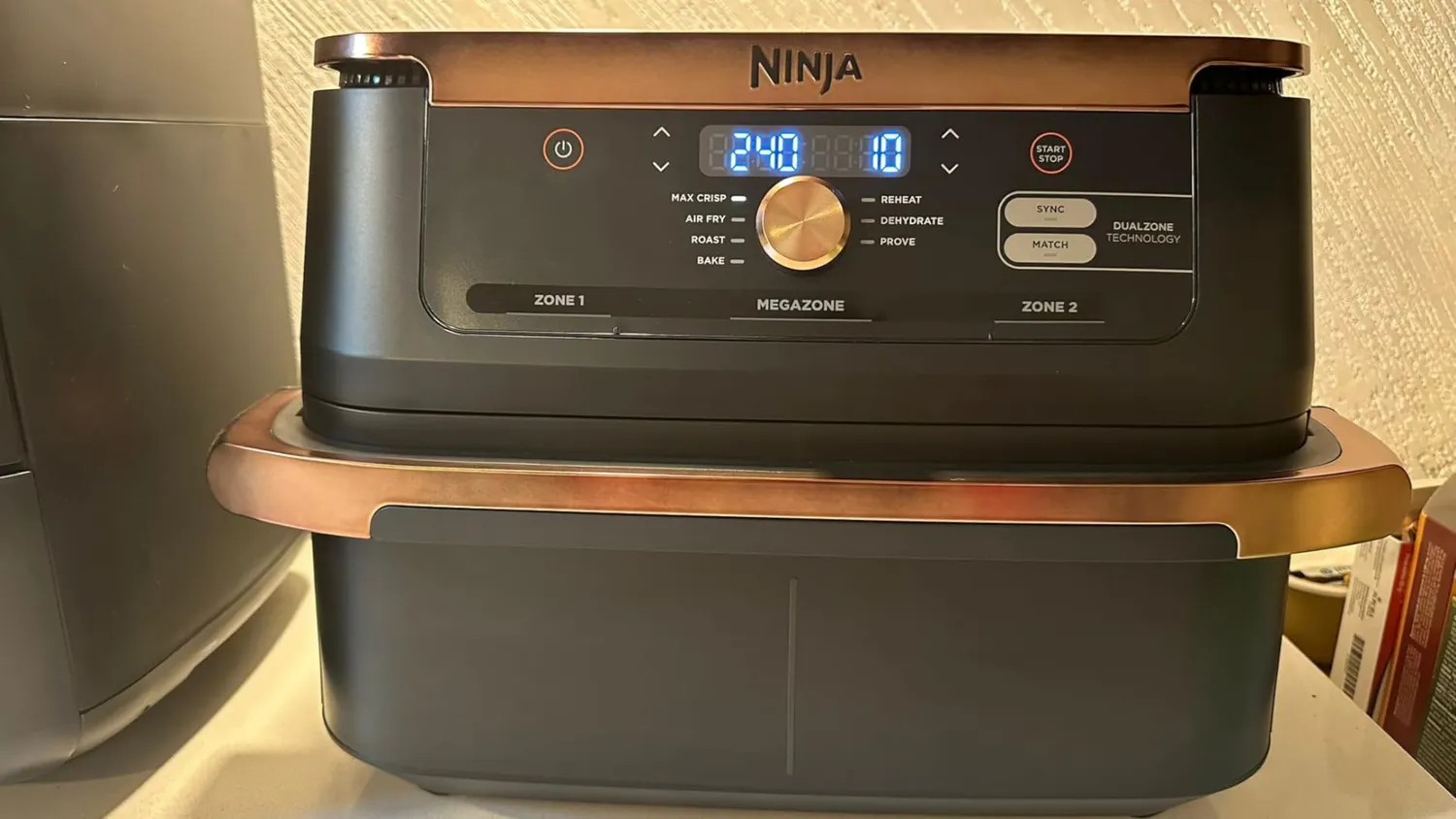 Ninja FlexDrawer Friggitrice 10,4L Nero Rame con Pinze