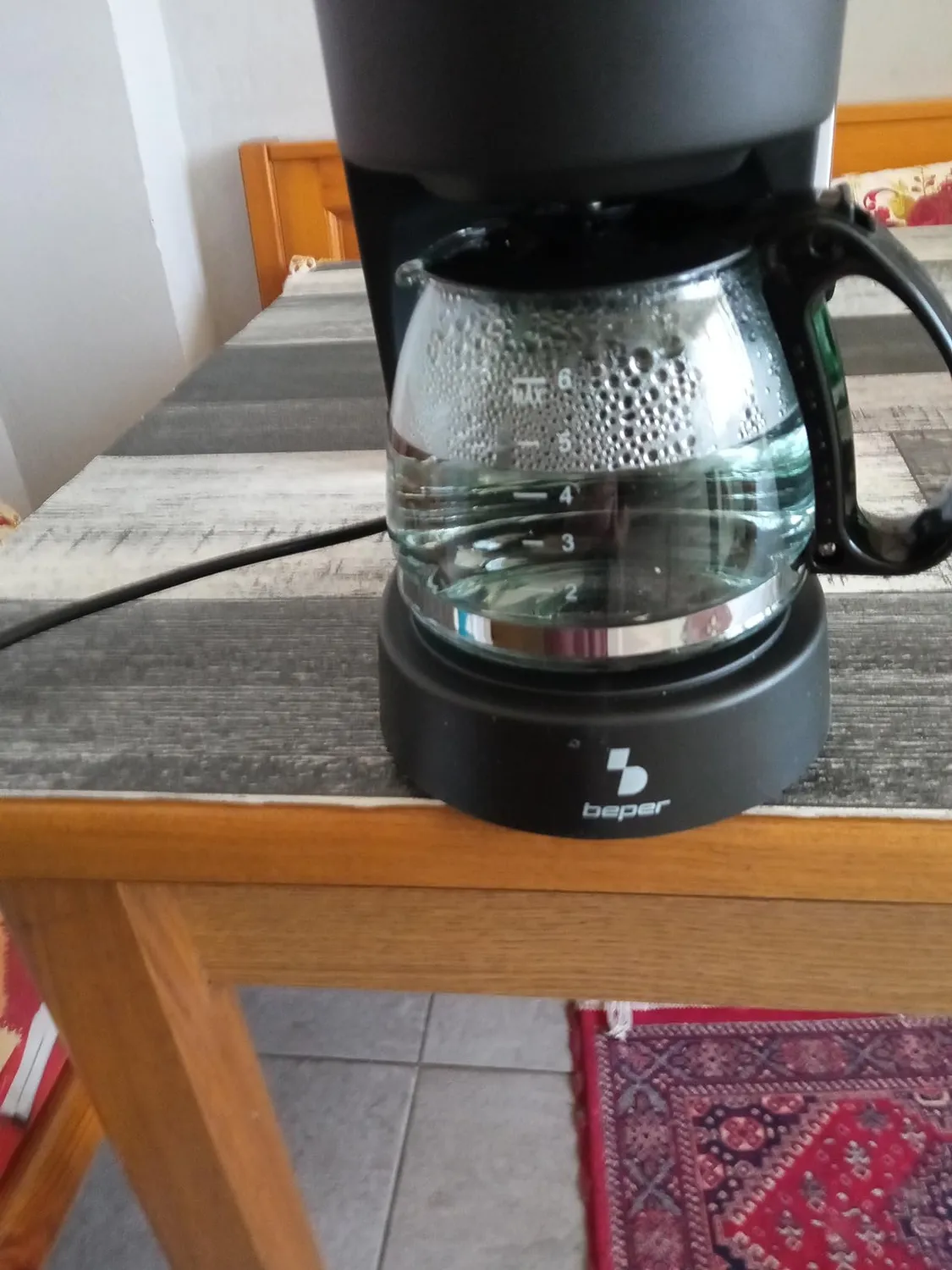 Beper BC.060 Macchina Caffè Americano 600 ml Nero 4 Tazze