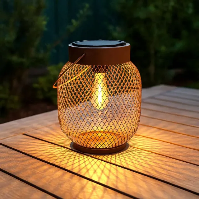 Beper P207ILO302 Mira lampada solare giardino ferro IP44