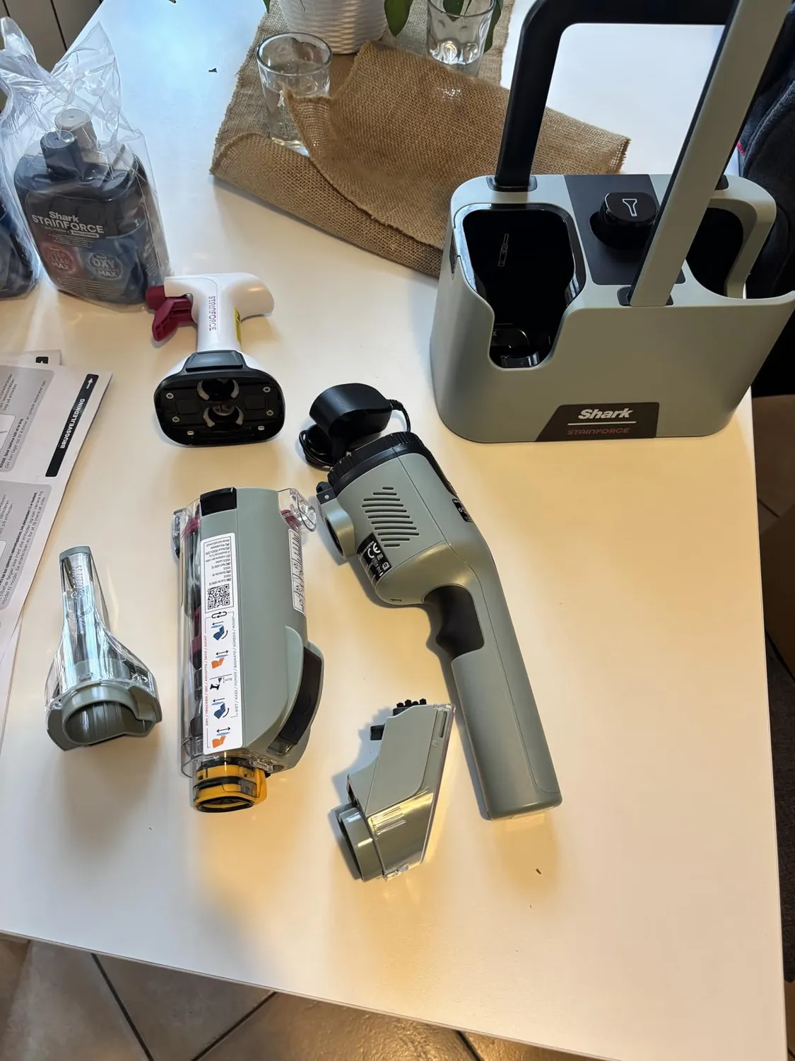 Shark StainForce HX100EUCP smacchiatore senza filo bundle