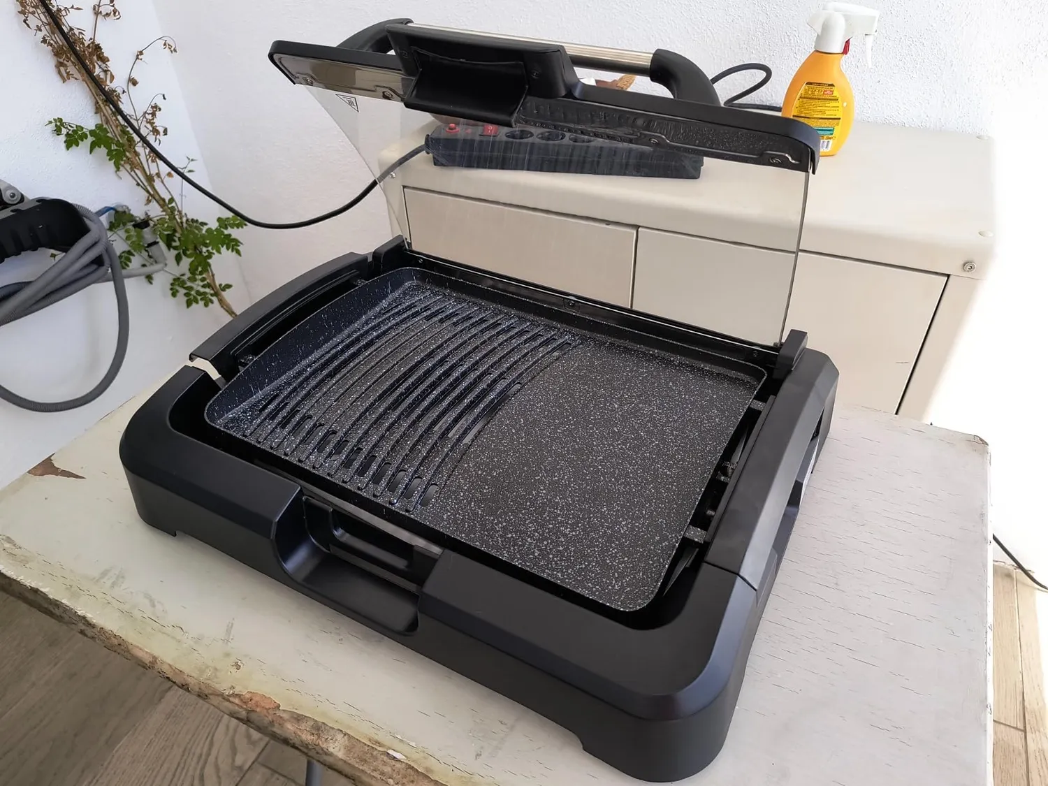 Beper 90.871 Barbecue Elettrico 2200 W con Coperchio