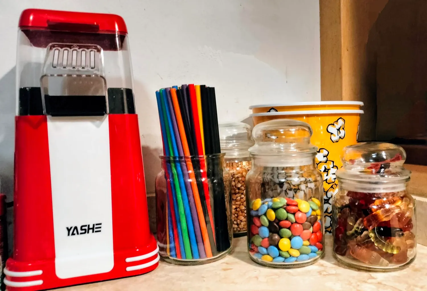 YASHE Popcorn Machine Retro 1200W Aria Calda