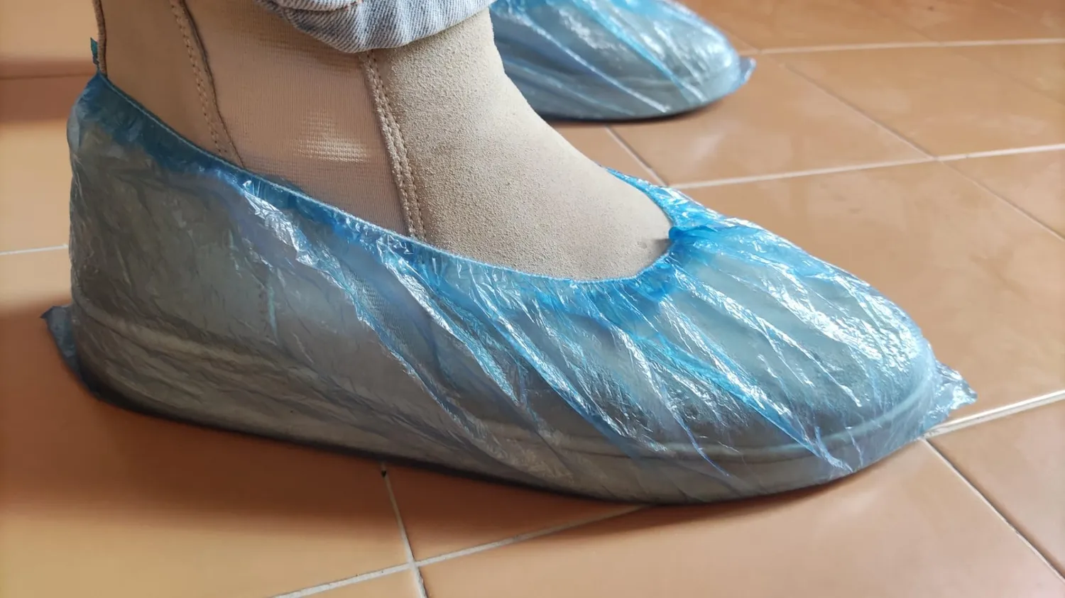 BEPER C206UTI006 Copriscarpe Monouso Blu 100 pezzi