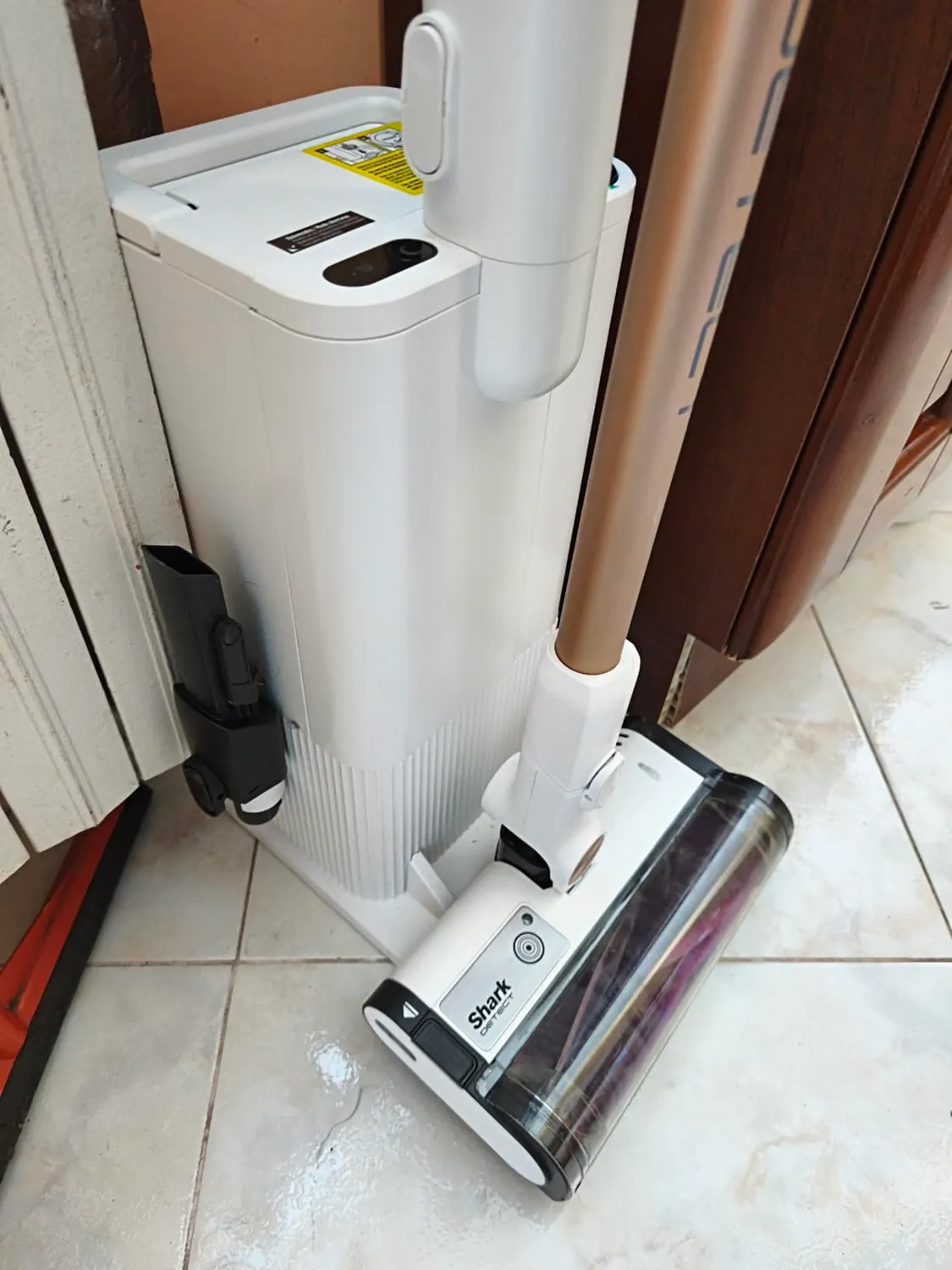 Shark Detect Clean & Empty IW3612EU aspirapolvere senza filo bianco 2L